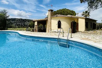 Image de Paliane CostaBravaSi- Piscine, jardin, Bbq, vue
