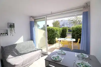 Image de Studio Cabine 6 personnes terrasse et loggia parking