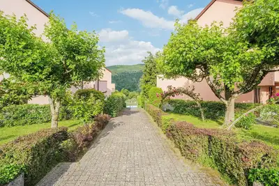 Image de Joli appartement pour 5 personnes avec piscine, Wifi, terrasse et parking