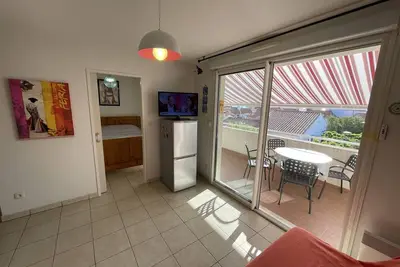 Image de Bel T2 avec Garage, Terrasse et Animaux Admis - Saint-Cyprien Plage