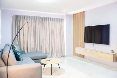 Image de Kuboid Homes - Executive 2-bed, 2-bath Apartment With Backup Power in Sandton