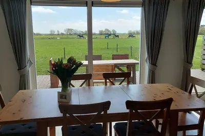 Image de De Zeevonk, a wheelchair friendly apartment with a beautiful restfull view