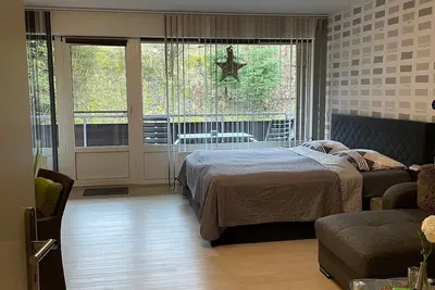 Image de Moderne, Zentrale Wohnung mit Viel Komfort