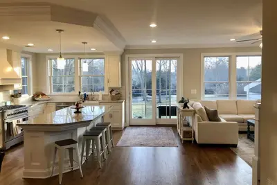 Image de Great family beach house! Newly built in 2021.