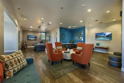 Image de Modern Two Bedroom Oasis! Great for Family! Great for tourist!