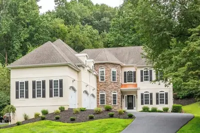 Image de Villa in Wilmington's Chateau Country