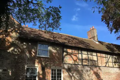 Image de Spacious Grade 2 Listed home - central Marlborough - free parking