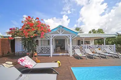 Image de Villa de charme pour 6-8 avec piscine