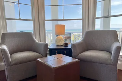 Image de Luxury Oceanview Beach Home • Steps from the Sand • Elevator