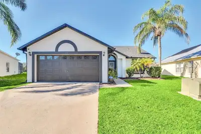 Image de Luxury waterview Poolhome only 12 mins from Disney