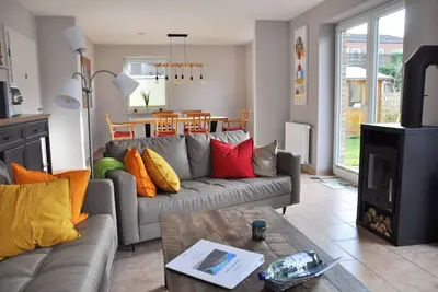 Image de Das Ferienhaus Liegt in Zweiter Reihe an Einer Ruhigen Straße, nur Wenige Gehmin