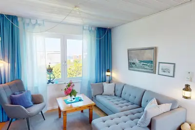 Image de Vacation home \"Rita's Haus am Meer\" with garden, sea view, terraces - close to the beach