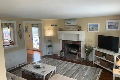 Image de Near Follins Pond in South Dennis. Roomy and adorable!