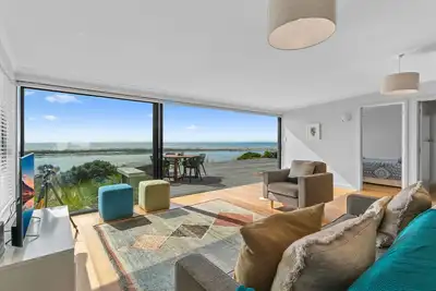 Image de Blue Skies Sunrise - Mangawhai Heads Holiday Home
