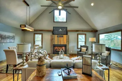 Image de Blueberry Ridge| Book 2 nights, stay 3 nights!