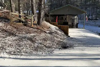 Image de Saxonville Lodgehouse