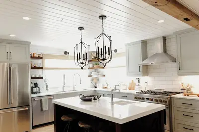 Image de Perfect for Retreats, Family Reunions, Large Groups! Complete Remodel! \n