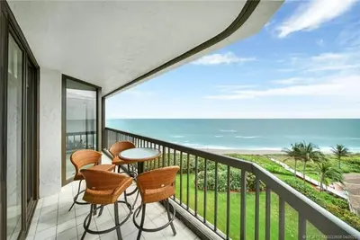 Image de Steps from the beach, beach front, golf, marina and restaurant private access