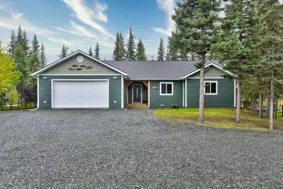 Image de Riverfront Ranch + Cabin