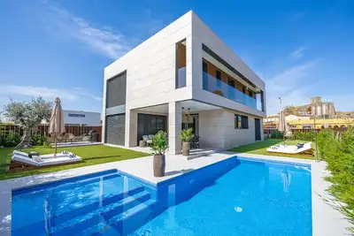 Image de Villa de Lujo en Costa Brava, 5 Min. de la Playa