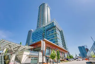 Image de Skyline Unit In Brentwood