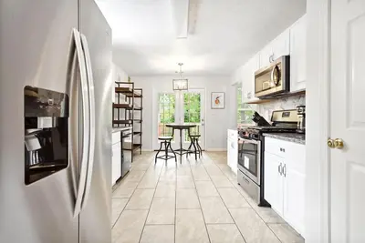 Image de Stunning Home Near Atl with Full Arcade Experience - Sleeps 14