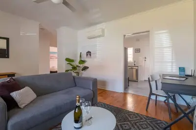 Image de Glenelg Gem 4 - Superb Location