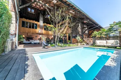 Image de Loft d'exception avec piscine et grands espaces - 11 pers