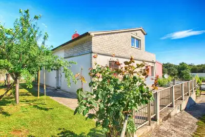 Image de Appartement de vacances Premantura pour 1 - 4 personnes avec 2 chambres Ă coucher - Appartement de v