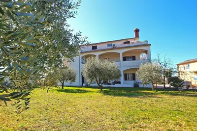Image de Appartement de vacances Pula pour 1 - 4 personnes avec 2 chambres à coucher - Appartement de vacance