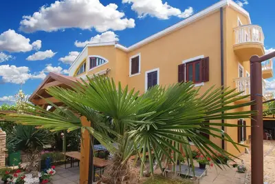 Image de Appartement de vacances Pula pour 1 - 4 personnes avec 2 chambres à coucher - Appartement de vacance