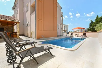 Image de Appartement de vacances Pula pour 1 - 6 personnes avec 3 chambres à coucher - Appartement de vacance
