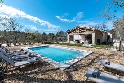 Image de Villa Maira - live in the heart of authentic Provence in a charming house