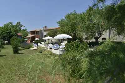 Image de Maison de vacances Vodnjan pour 1 - 9 personnes avec 3 chambres à coucher - Maison de vacances