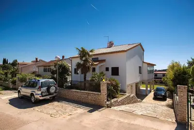 Image de Maison de vacances Premantura pour 1 - 10 personnes avec 5 chambres à coucher - Maison de vacances