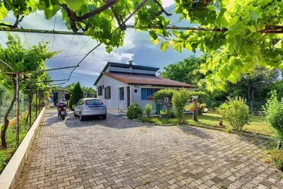 Image de Maison de vacances Pula pour 1 - 5 personnes avec 2 chambres à coucher - Maison de vacances