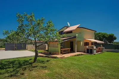 Image de Maison de vacances Pula pour 1 - 4 personnes avec 2 chambres à coucher - Maison de vacances