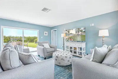 Image de Waterfront Paradise w/ Private Pool, Hot Tub & Kayak!