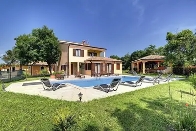 Image de Maison de vacances Pula pour 1 - 10 personnes avec 4 chambres à coucher - Maison de vacances