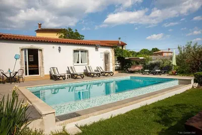Image de Appartement de vacances Kanfanar pour 1 - 5 personnes avec 2 chambres à coucher - Appartement de vac