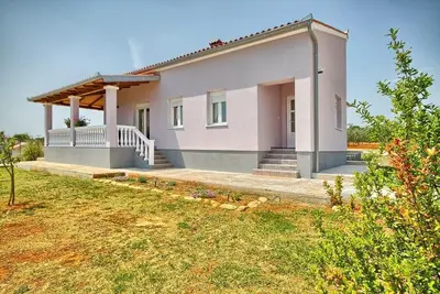 Image de Maison de vacances Pula pour 1 - 6 personnes avec 2 chambres à coucher - Maison de vacances