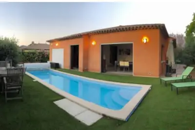 Image de Villa Contemporaine 140 m2 Avec Piscine et Jardin