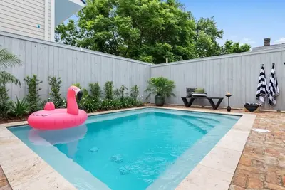 Image de Retreat near Frenchmen | Heated Private Pool