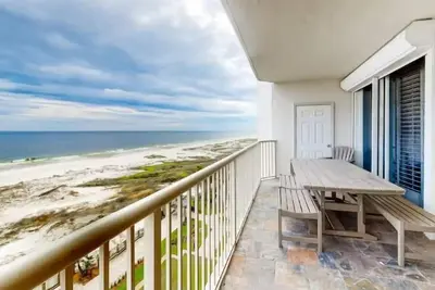 Image de Doral #701 | Gulf Views + Indoor Pool & More!