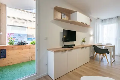 Image de L' Augustin (Studio neuf, Clim, Tram, Parking privé)