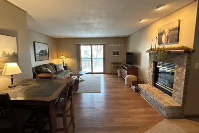 Image de 3-bedroom charming Condo in Onalaska with private driveway