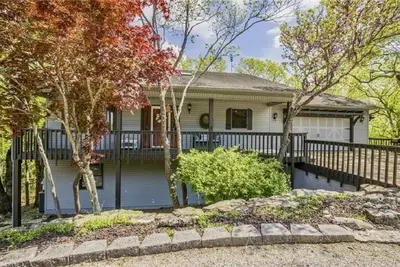 Image de New Listing Special! Large-Serene House w/Great Views.