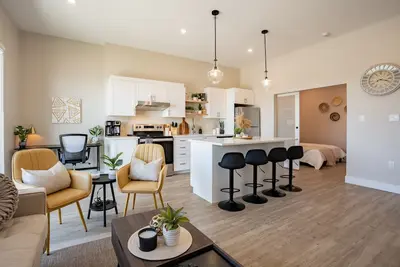 Image de Brand new! Stylish 2 Bedroom Condo