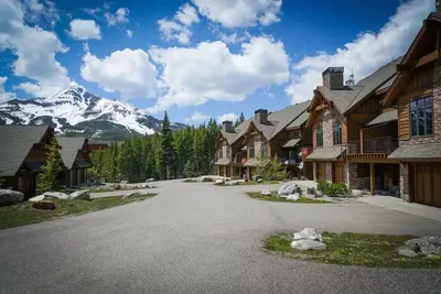 Image de Alpenglow Condo Minutes from Ski Resort