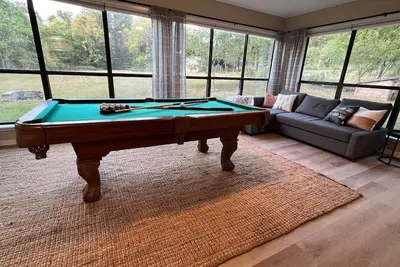 Image de 4. 5 acre property in town! Best of both worlds